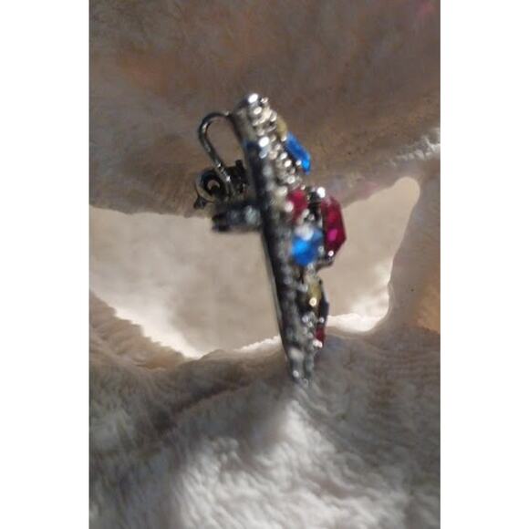 Vintage Maltese Cross Silver Tone Pin with Pink, Blue and Yellow Stones - Picture 5 of 5